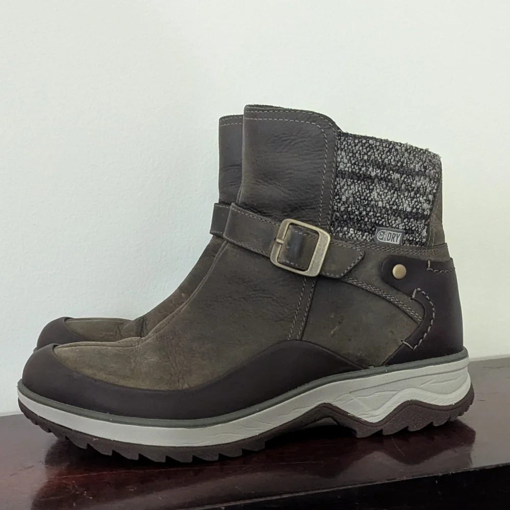 Merrell Eventyr Strap Women Ankle Boots Bungee Cord Waterproof US 6.5